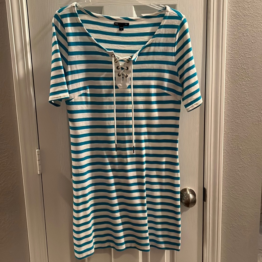 Gap dress size small